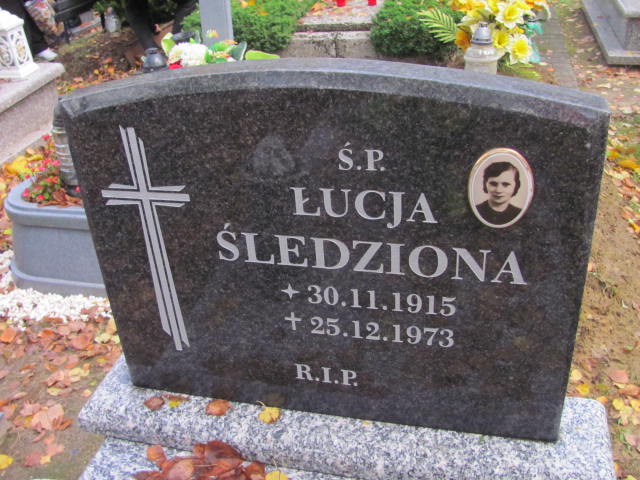 Łucja Śledziona 1915 Pszczyna Piasek - Grobonet - Wyszukiwarka osób pochowanych