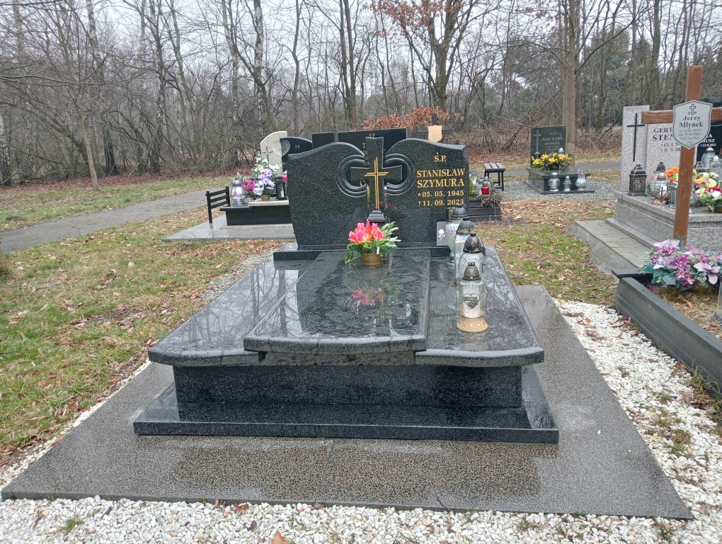 Grób Stanisław Szymura